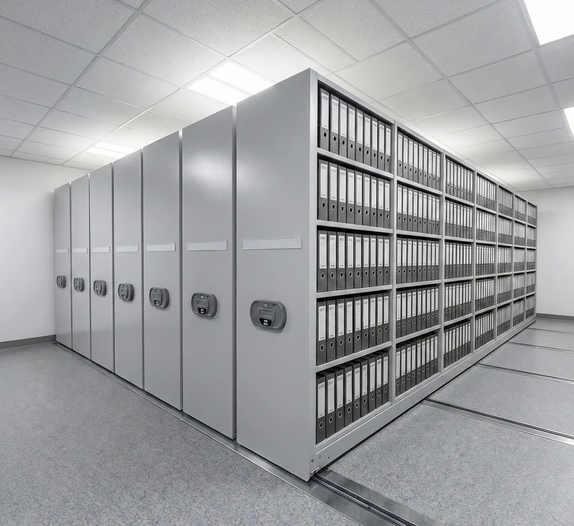 Regały przesuwne elektryczne MITUM do archiwum i magazynu